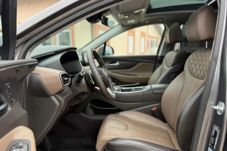 Hyundai SANTA FE din 2022 cu 84.000 km - oferta HYU165263 - foto 21