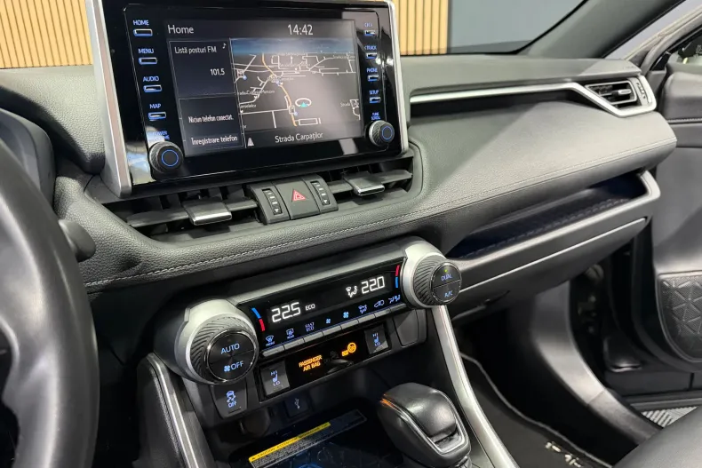 Toyota RAV4 din 2021 cu 139.190 km - oferta TOY165268 - foto 9