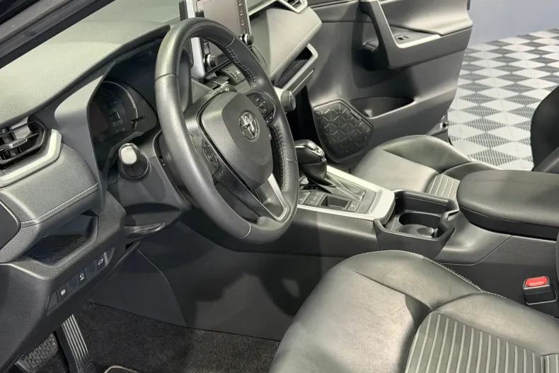 Toyota RAV4 din 2021 cu 139.190 km - oferta TOY165268 - foto 12