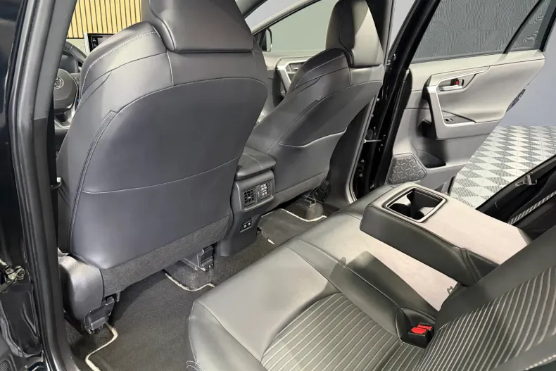 Toyota RAV4 din 2021 cu 139.190 km - oferta TOY165268 - foto 16