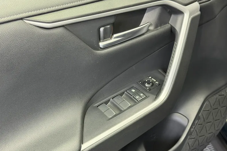 Toyota RAV4 din 2021 cu 139.190 km - oferta TOY165268 - foto 18