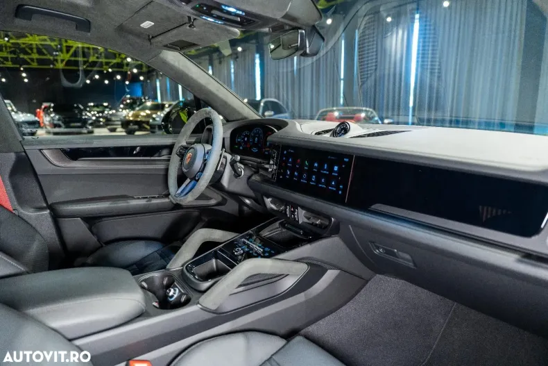 Porsche Cayenne din 2025 cu 7.100 km - oferta POR165275 - foto 25