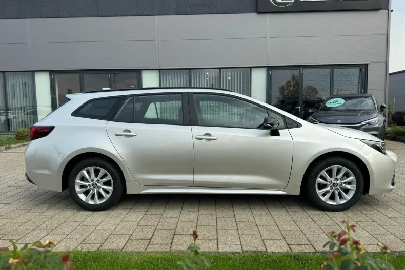 Toyota Corolla din 2025 cu 7 km - oferta TOY165285 - foto 8