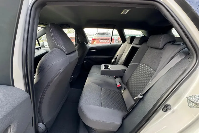 Toyota Corolla din 2025 cu 7 km - oferta TOY165285 - foto 22