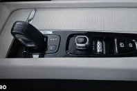 Volvo XC60 din 2020 cu 94.187 km - oferta VOL165292 - foto 18