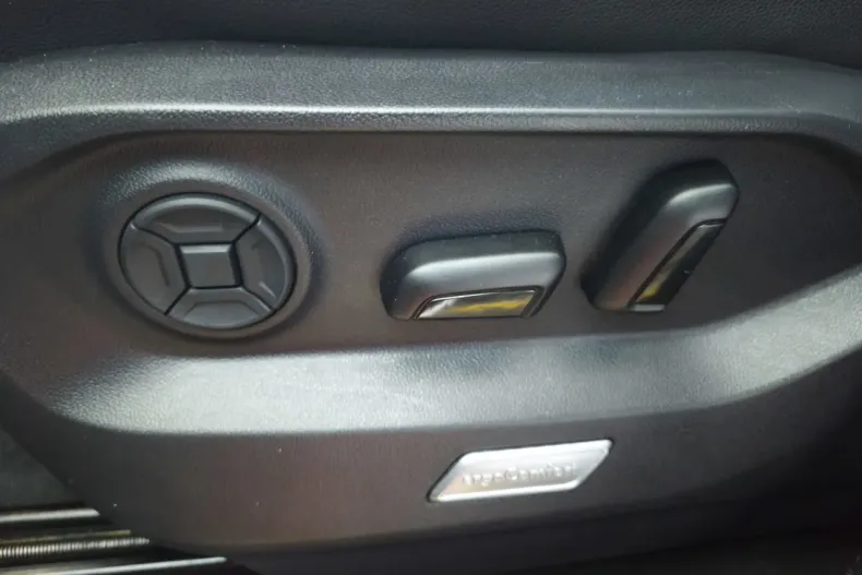 Volkswagen Touareg din 2020 cu 150.000 km - oferta VOL165295 - foto 13