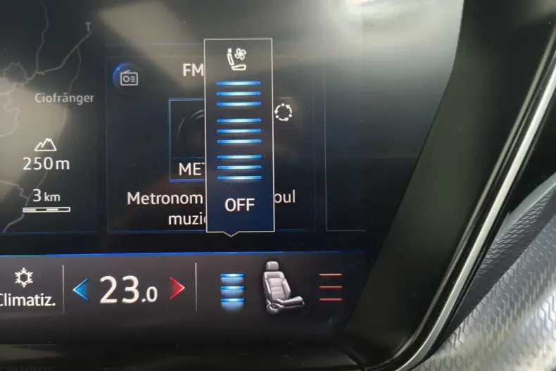 Volkswagen Touareg din 2020 cu 150.000 km - oferta VOL165295 - foto 24