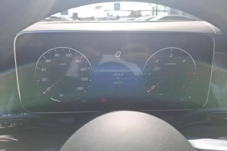 Mercedes-Benz GLC din 2024 cu 24.875 km - oferta MER165299 - foto 10