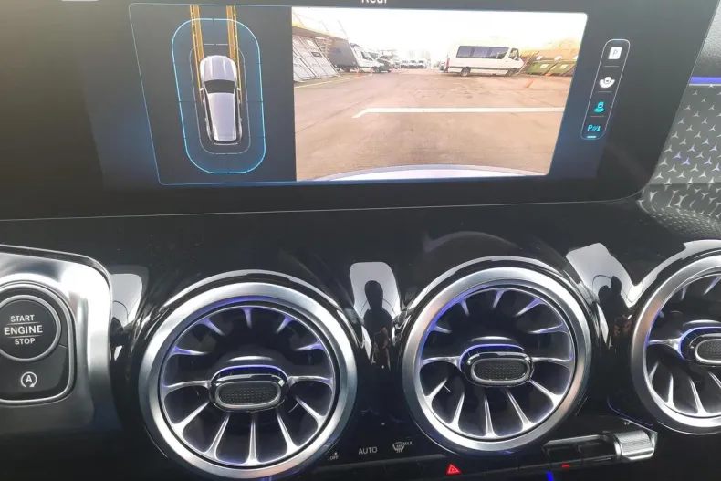 Mercedes-Benz GLB din 2024 cu 17.615 km - oferta MER165301 - foto 18