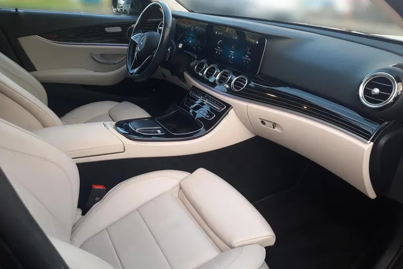 Mercedes-Benz E din 2023 cu 37.968 km - oferta MER165302 - foto 12