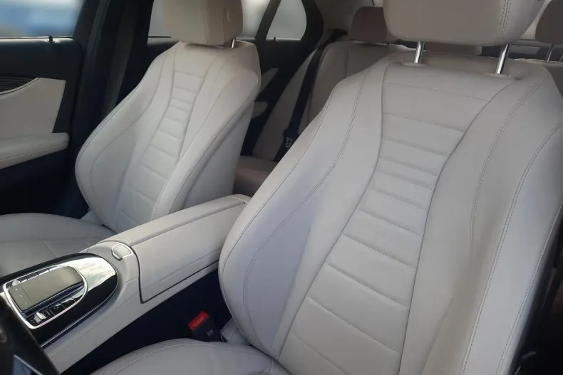 Mercedes-Benz E din 2023 cu 37.968 km - oferta MER165302 - foto 13