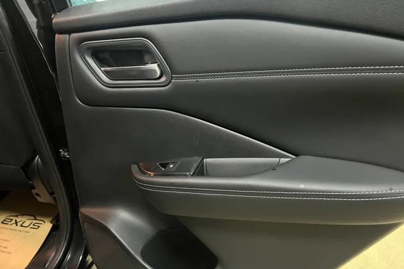 Nissan Qashqai din 2023 cu 153.000 km - oferta NIS165306 - foto 17