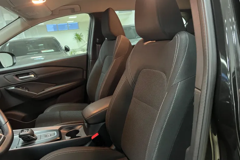 Nissan Qashqai din 2023 cu 153.000 km - oferta NIS165306 - foto 22