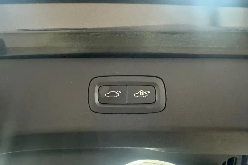 Lynk&Co 01 din 2022 cu 63.700 km - oferta LYN165308 - foto 13