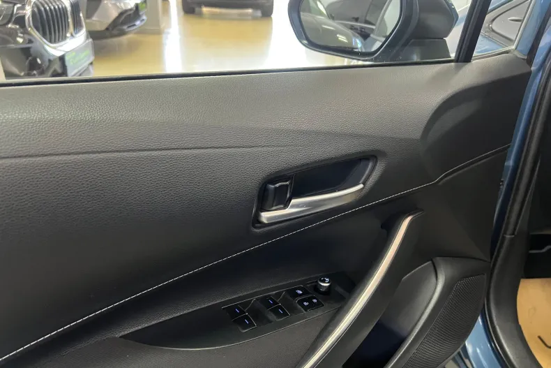 Toyota Corolla din 2020 cu 179.000 km - oferta TOY165309 - foto 24