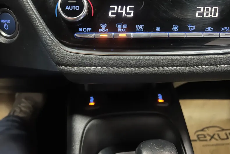 Toyota Corolla din 2020 cu 179.000 km - oferta TOY165309 - foto 31