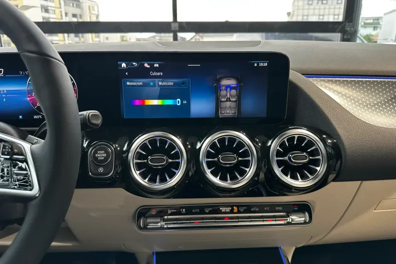 Mercedes-Benz GLA din 2025 cu 6 km - oferta MER165332 - foto 17