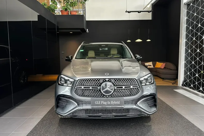 Mercedes-Benz GLE din 2025 cu 18 km - oferta MER165333 - foto 1