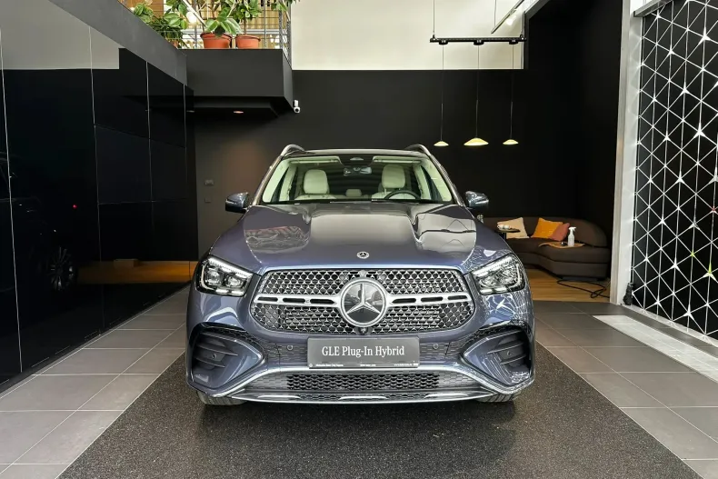 Mercedes-Benz GLE din 2025 cu 15 km - oferta MER165334 - foto 1