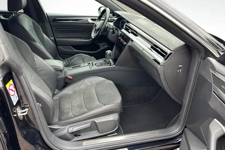 Volkswagen Arteon din 2022 cu 43.242 km - oferta VOL165346 - foto 28