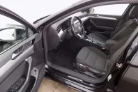 Volkswagen Passat din 2022 cu 155.629 km - oferta VOL165347 - foto 12