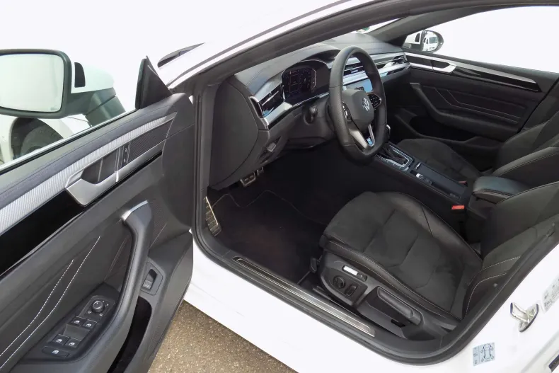 Volkswagen Arteon din 2021 cu 70.078 km - oferta VOL165348 - foto 11