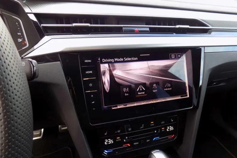 Volkswagen Arteon din 2021 cu 70.078 km - oferta VOL165348 - foto 22