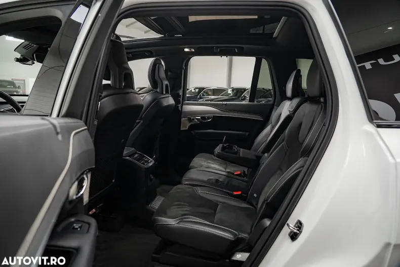 Volvo XC90 din 2021 cu 87.194 km - oferta VOL165354 - foto 4
