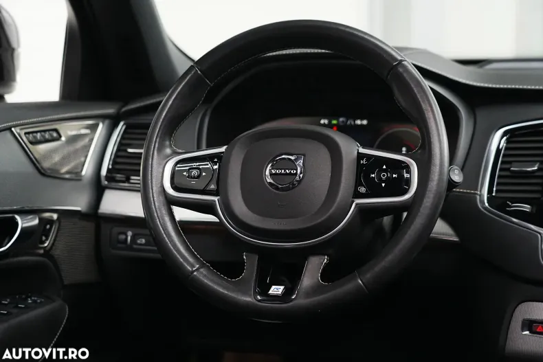 Volvo XC90 din 2021 cu 87.194 km - oferta VOL165354 - foto 31