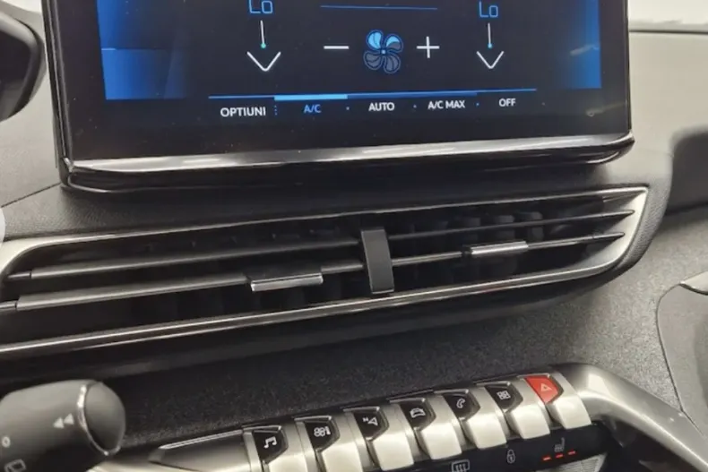 Peugeot 3008 din 2022 cu 122.000 km - oferta PEU165367 - foto 6