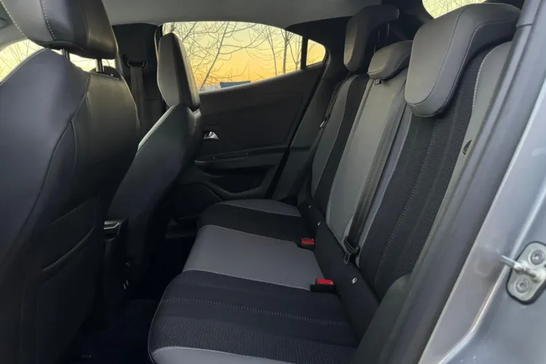 Opel Mokka din 2023 cu 119.290 km - oferta OPE165368 - foto 19