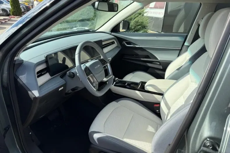 KG Mobility Torres din 2025 cu 1 km - oferta KGM165370 - foto 6