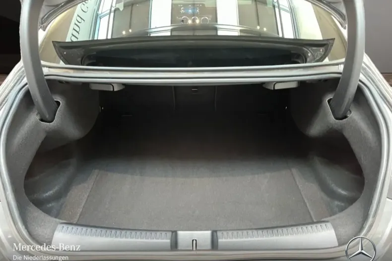 Mercedes-Benz CLA 200 din 2023 cu 19.767 km - oferta MER165396 - foto 20