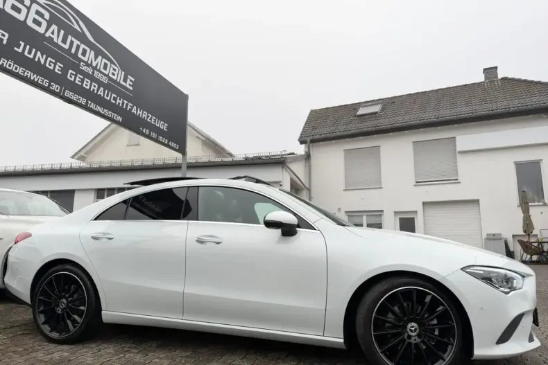 Mercedes-Benz CLA 200 din 2021 cu 13.000 km - oferta MER165397 - foto 5