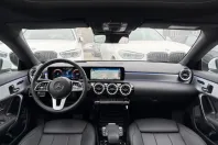 Mercedes-Benz CLA 200 din 2021 cu 13.000 km - oferta MER165397 - foto 8