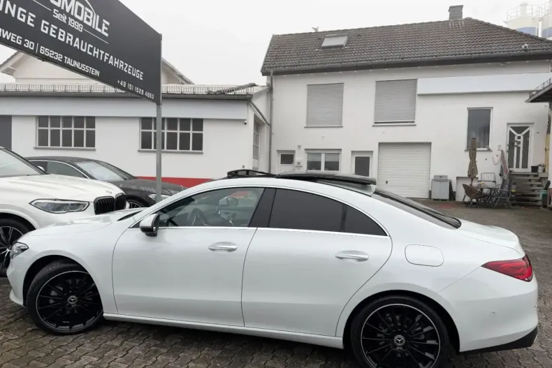 Mercedes-Benz CLA 200 din 2021 cu 13.000 km - oferta MER165397 - foto 13