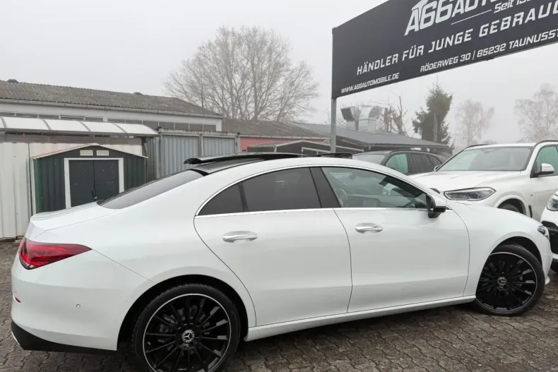 Mercedes-Benz CLA 200 din 2021 cu 13.000 km - oferta MER165397 - foto 21