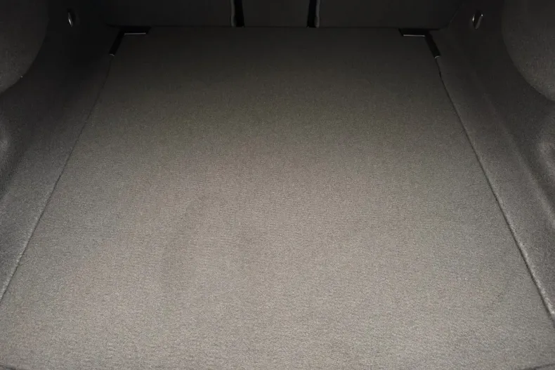 Mercedes-Benz CLA 200 din 2021 cu 13.000 km - oferta MER165397 - foto 23