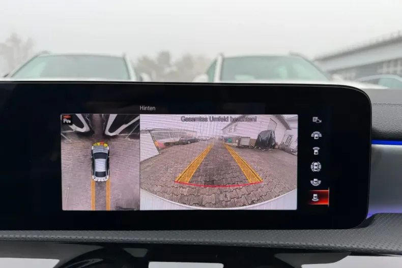 Mercedes-Benz CLA 200 din 2021 cu 13.000 km - oferta MER165397 - foto 29