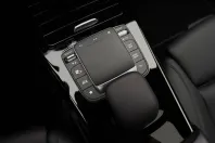 Mercedes-Benz CLA 200 din 2021 cu 13.000 km - oferta MER165397 - foto 33