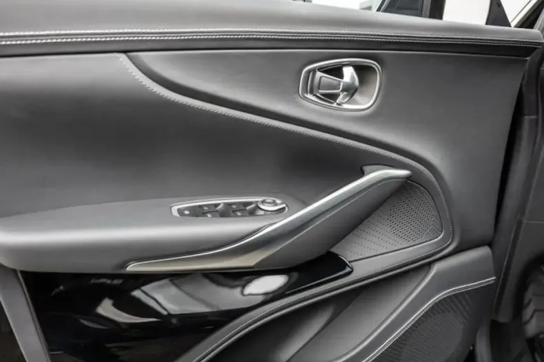 Aston Martin DBX din 2023 cu 7.330 km - oferta AST165421 - foto 16