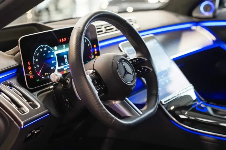 Mercedes-Benz S 580 din 2024 cu 21.783 km - oferta MER165423 - foto 17