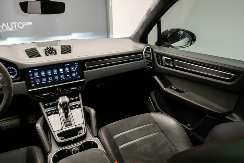 Porsche Cayenne din 2022 cu 96.000 km - oferta POR165425 - foto 9