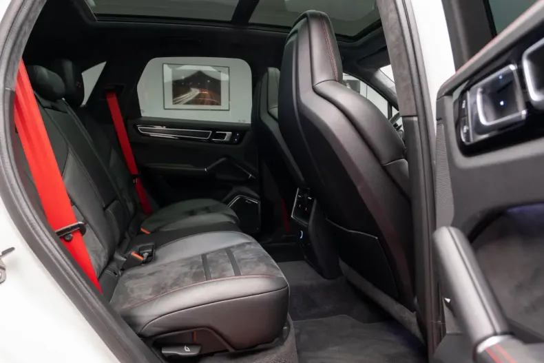 Porsche Cayenne din 2022 cu 96.000 km - oferta POR165425 - foto 12