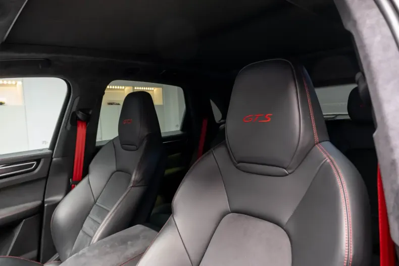 Porsche Cayenne din 2022 cu 96.000 km - oferta POR165425 - foto 40