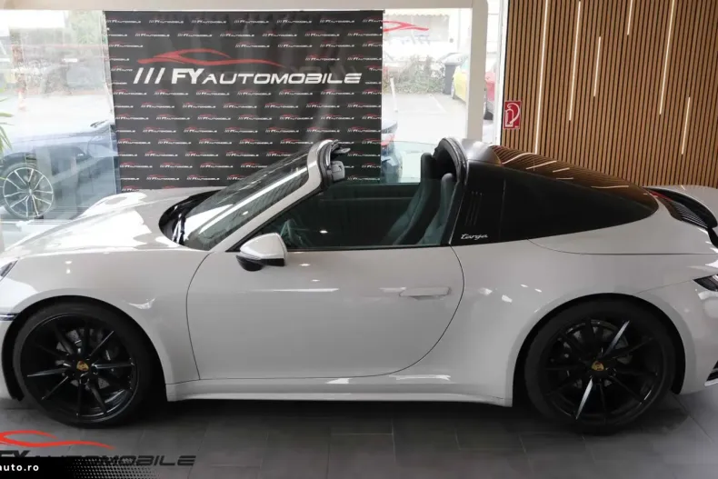 Porsche 992 din 2024 cu 33.260 km - oferta POR165430 - foto 3