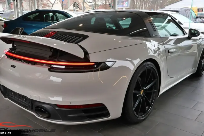 Porsche 992 din 2024 cu 33.260 km - oferta POR165430 - foto 9
