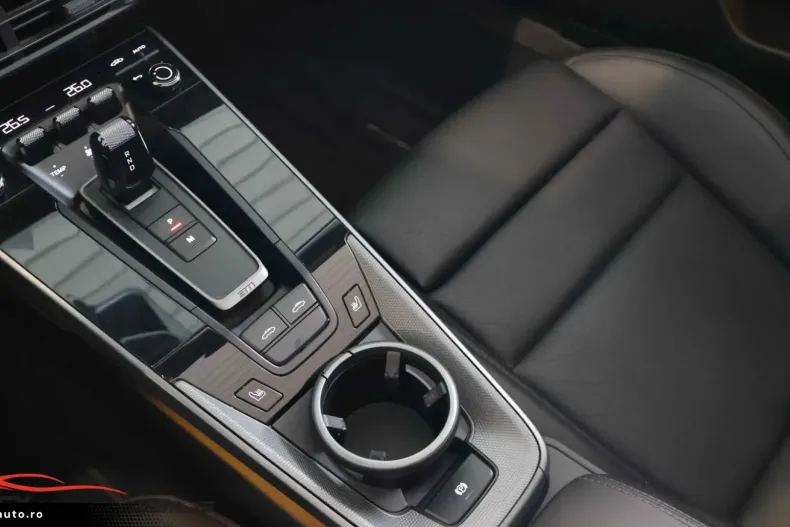 Porsche 992 din 2024 cu 33.260 km - oferta POR165430 - foto 33