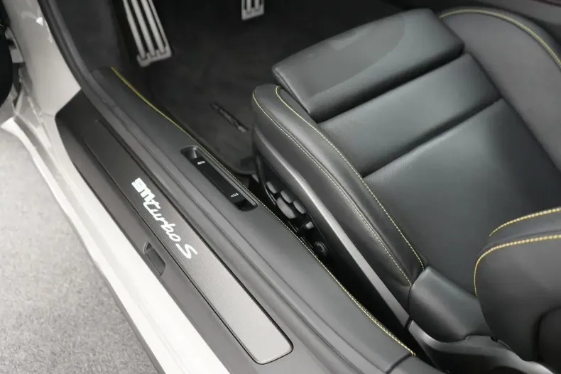 Porsche 992 din 2024 cu 10.916 km - oferta POR165432 - foto 20