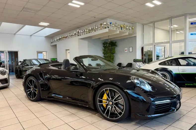 Porsche 992 din 2024 cu 14.992 km - oferta POR165436 - foto 1